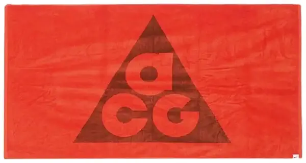 Рушник Nike TOWEL ACG PICANTE червоний Уні 80 х 145 см купити