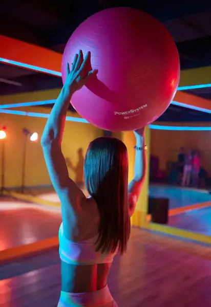 М'яч для фітнесу (фітбол) Power System PS-4013 Ø75 cm PRO Gymball Pink купити недорого в Україні, фото 9