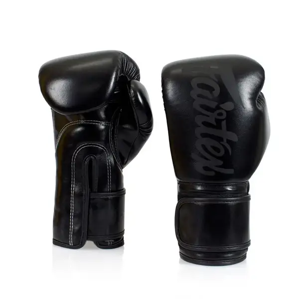 Боксерські рукавиці Fairtex BGV14SB Black 10 унцій (бинти в комплекті) купити недорого в Україні, фото 2