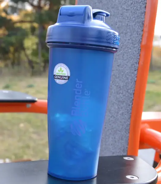 Шейкер спортивный BlenderBottle Original Classic 28oz/820ml купить недорого в Украине, фото 3