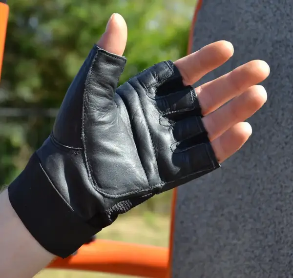 Рукавички для фітнесу MadMax MFG-248 Clasic Exclusive Black L купити недорого в Україні, фото 6
