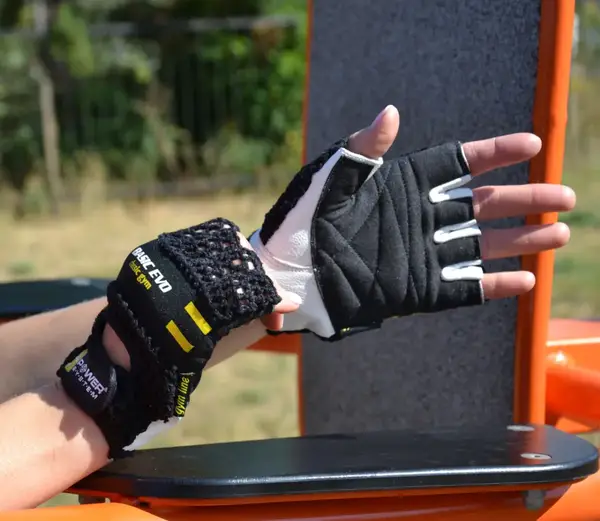 Перчатки для фитнеса Power System PS-2100 Basic EVO Black/Yellow Line XL купить недорого в Украине, фото 5