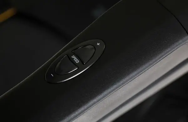 Бігова доріжка електрична Zipro Dream Gold купити недорого в Україні, фото 7