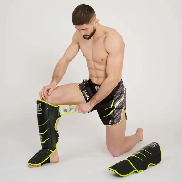 Шорти для тайського боксу Leone Performance Fluo Чорний L купити недорого в Україні, фото 8