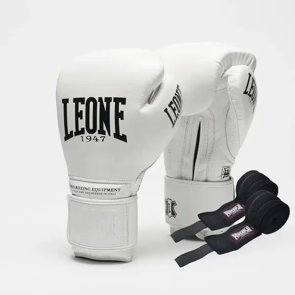 Боксерские перчатки Leone GN111 THE GREATEST White 12 унций (бинты 4 м. в комплекте) купить