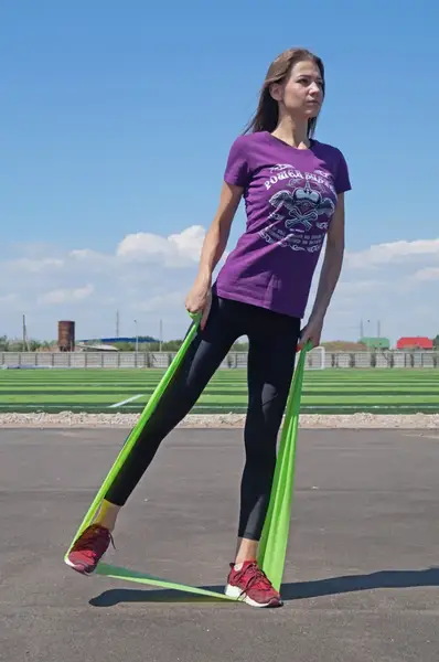 Стрічка-еспандер для фітнесу та реабілітації PowerPlay 4112 0.5мм MediBand Medium Зелена (9кг) купити недорого в Україні, фото 6