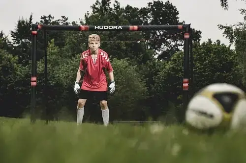 Ворота футбольні Hudora Pro Tect 300 х 200 см, чорні купити недорого в Україні, фото 2