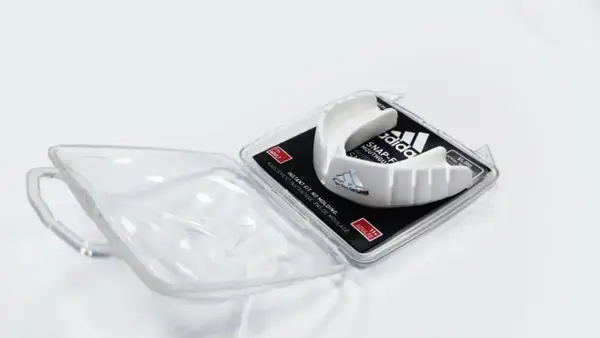 Капа однорядна дитяча Adidas Snap Fit | біла | ADIBP30 купити недорого в Україні, фото 2