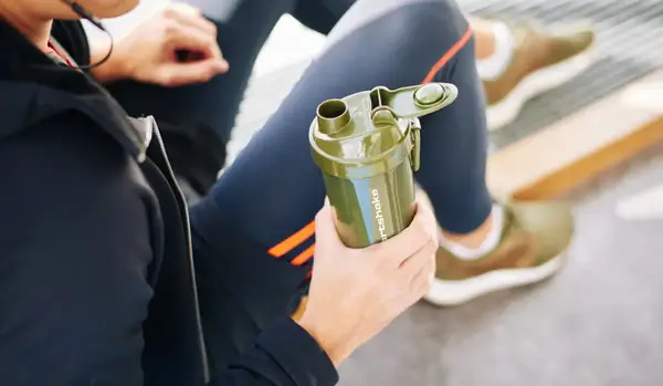 Шейкер спортивный SmartShake Original2GO One 800ml Army Green купить недорого в Украине, фото 4