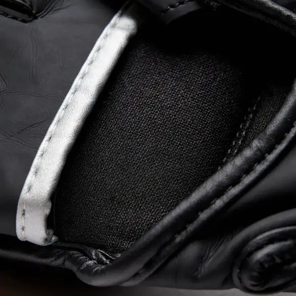 Рукавиці греплінгові для ММА Leone BLACK Edition L (капа в комплекті) купити недорого в Україні, фото 8