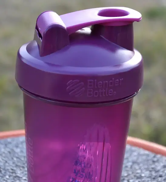 Шейкер спортивный BlenderBottle Original Classic 20oz/590ml Plum купить недорого в Украине, фото 6