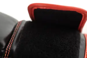 Боксерские перчатки Adidas "Hybrid 80" черный/красный | 10 унций | ADIH80 купить