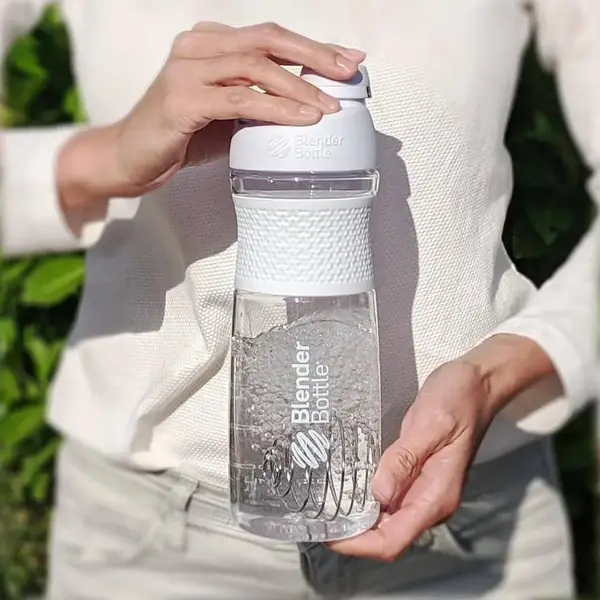 Шейкер спортивний (пляшка) BlenderBottle SportMixer Twist 28oz/820ml White купити недорого в Україні, фото 6