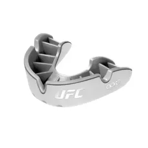 Капа OPRO Silver UFC взрослая (возраст 11+) White/Silver (ufc.102514003) купить