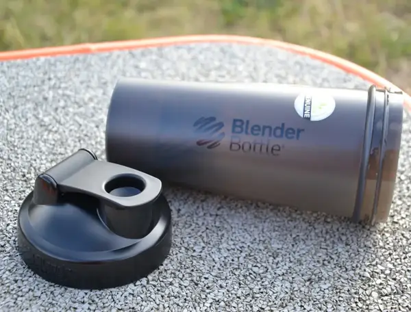 Шейкер спортивный BlenderBottle Original Classic 28oz/820ml Black купить недорого в Украине, фото 9