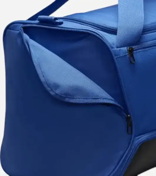 Сумка Nike NK BRSLA M DUFF - 9.5 60L Синій/Чорний 64 х 30 х 30 см купити недорого в Україні, фото 2