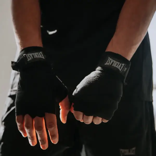 Бинты Everlast CORE HANDWRAPS черный Уни 120 (304,8 см) купить недорого в Украине, фото 7