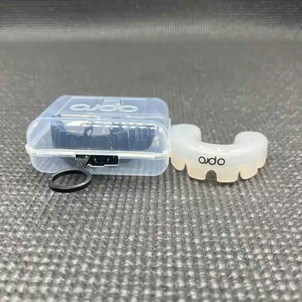 Капа OPRO Instant Single Colour Braces доросла (вік 11+) Clear (art.102522007) купити недорого в Україні, фото 8