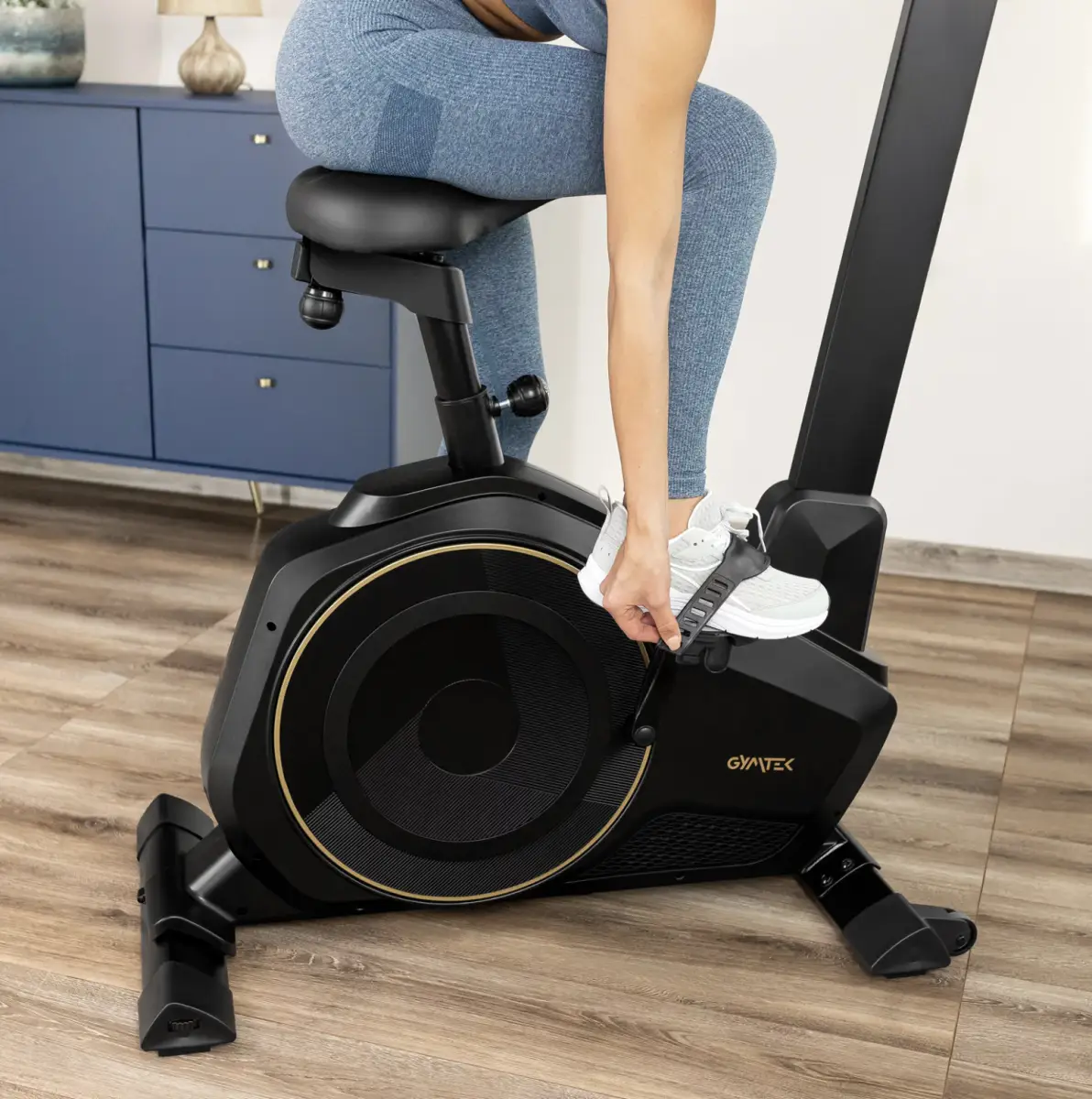 d738f3ef32f6c6d181fa66aa6bc7fd42