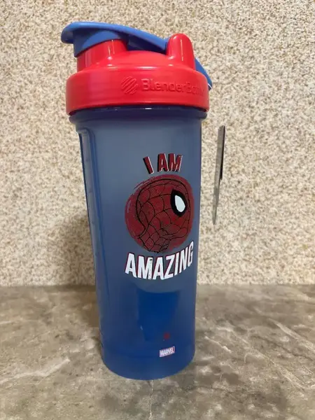 Шейкер спортивный BlenderBottle Classic Loop PRO 28oz/820ml Marvel Spider Man (600558) купить недорого в Украине, фото 2