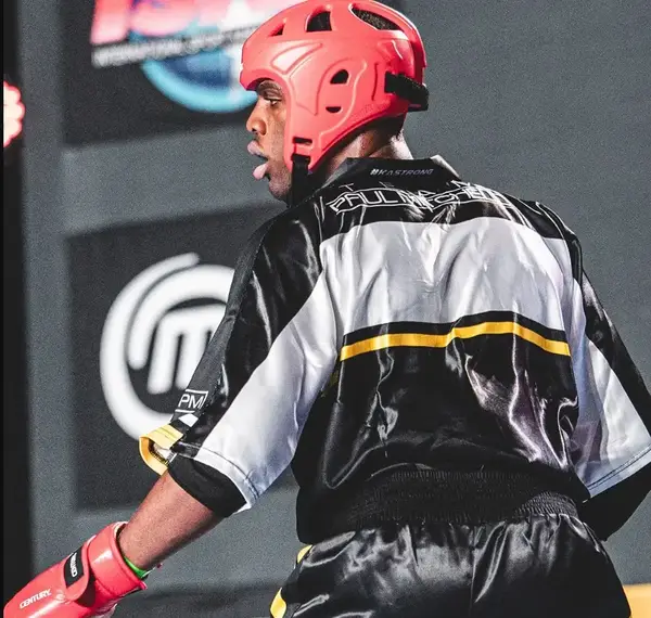 Шлем для кикбоксинга Century с лицензией WAKO S красный | Century 11420-900 купить