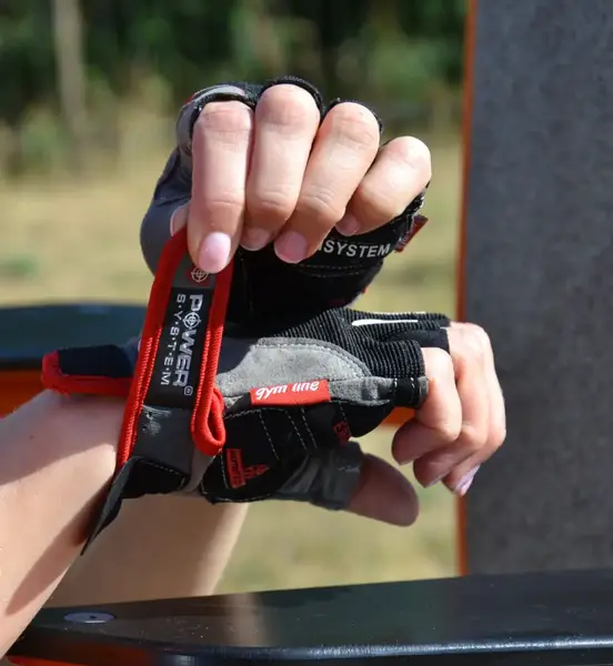 Перчатки для фитнеса Power System PS-2570 Woman's Power женские Black/Red XS купить недорого в Украине, фото 10