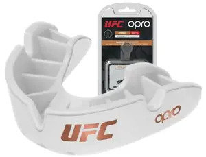 Капа OPRO Bronze UFC доросла (вік 11+) White (ufc.102512003) купити