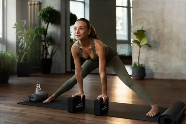 Блок для йоги PowerPlay 4006 Yoga Brick Чорний купити недорого в Україні, фото 8