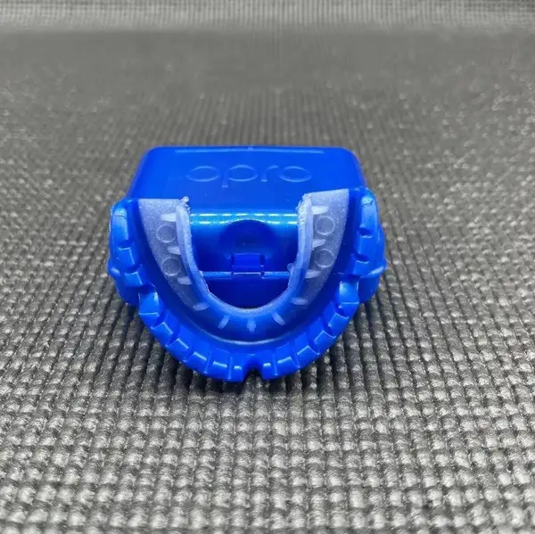 Капа OPRO Gold Braces под брекеты взрослая (возраст 11+) Dark Blue/Pearl (art.102506002) купить недорого в Украине, фото 8