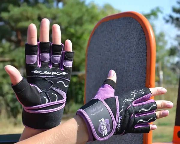 Перчатки для фитнеса Power System PS-2720 Rebel Girl женские Purple XS купить недорого в Украине, фото 7