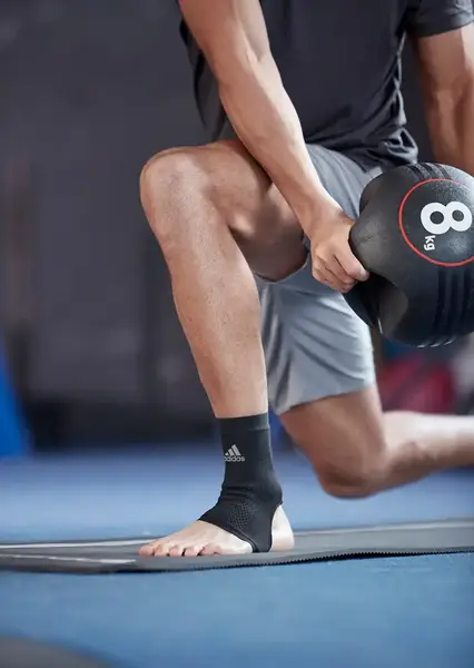 Фиксатор лодыжки Adidas Performance Ankle Support черный Уни XL купить недорого в Украине, фото 2