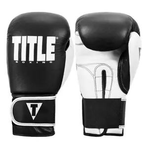 Боксерские перчатки TITLE Boxing Dynamic Strike Black/White 16 oz (бинты 4м. в комплекте) купить