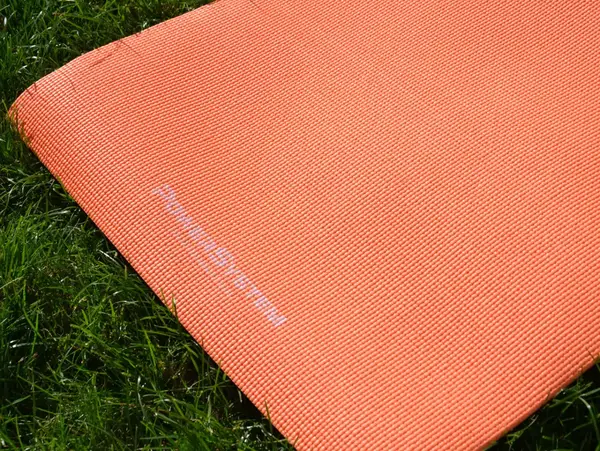 Килимок для йоги та фітнесу Power System PS-4014 PVC Fitness-Yoga Mat Orange (173x61x0.6) купити недорого в Україні, фото 3