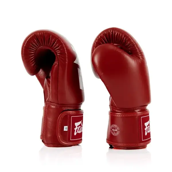 Боксерские варежки Fairtex BGV1-ONE (натуральная кожа) Red 12 унций (бинты в комплекте) купить недорого в Украине, фото 4