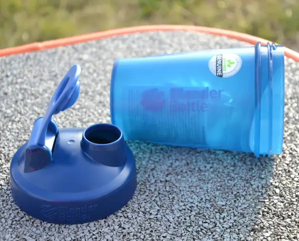 Шейкер спортивный BlenderBottle Original Classic 20oz/590ml купить недорого в Украине, фото 8