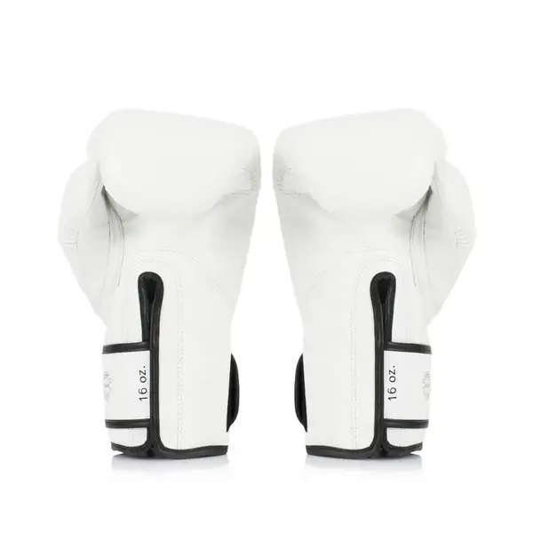 Боксерские перчатки Fairtex BGVG1 White 10 унций (бинты в комплекте) купить недорого в Украине, фото 2