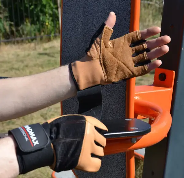 Перчатки для фитнеса MadMax MFG-269 Professional Brown S купить недорого в Украине, фото 8