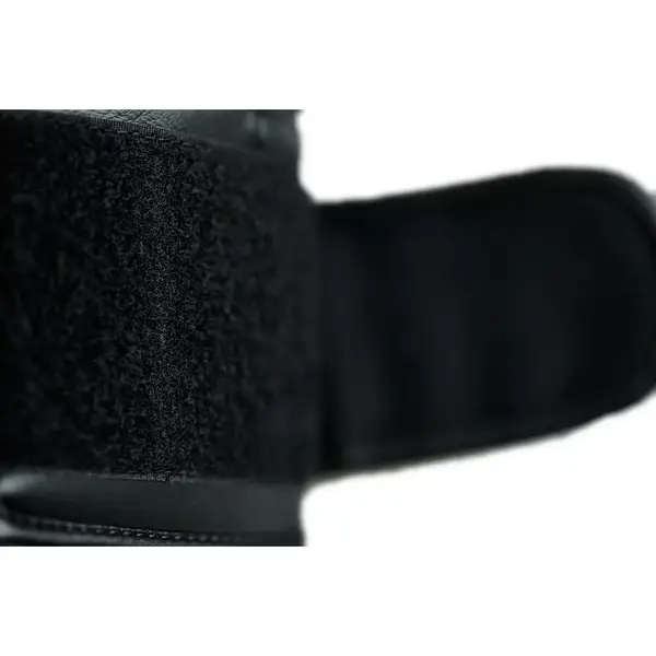 Перчатки с лицензией Wako для бокса и кикбоксинга| 10 унций | черно/зеленый | ADIDAS adiKBWKF200 купить недорого в Украине, фото 7