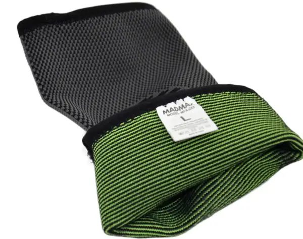 Компрессионный налокотник MadMax MFA-283 3D Compressive elbow support Dark grey/Neon green S купить недорого в Украине, фото 7
