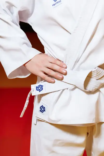 Кімоно для карате біле, TM "Kintayo" , 160 зріст, щільність 240 гр/м.кв. купити недорого в Україні, фото 3