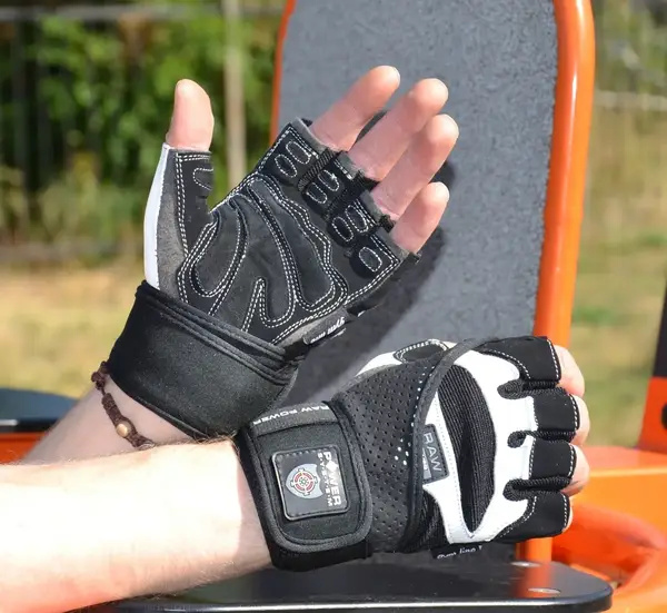 Перчатки для фитнеса Power System PS-2850 Raw Power Black/White L купить недорого в Украине, фото 8