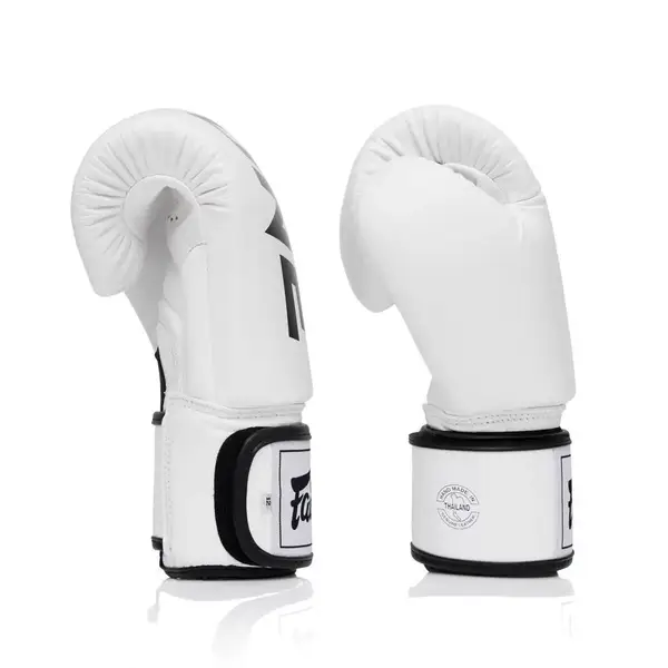 Боксерские варежки Fairtex BGV1-ONE (натуральная кожа) White 14 унций (бинты в комплекте) купить недорого в Украине, фото 4