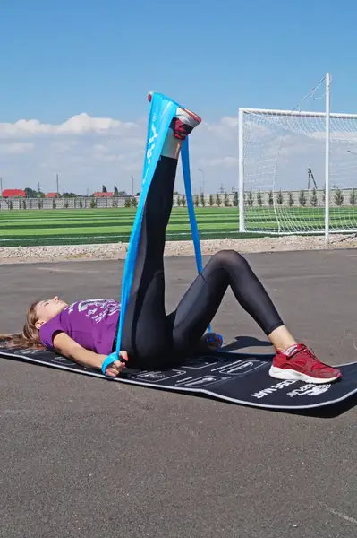 Стрічка-еспандер для фітнесу та реабілітації PowerPlay 4112 0.4мм MediBand Light Синя (6.8 кг) купити недорого в Україні, фото 5