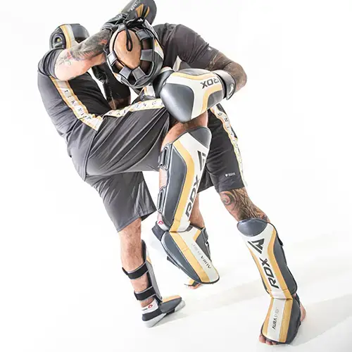 Боксерський шолом RDX Aura Golden XL | Обхват голови >58 см купити недорого в Україні, фото 10