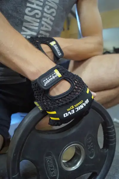 Перчатки для фитнеса Power System PS-2100 Basic EVO Black/Yellow Line L купить недорого в Украине, фото 10