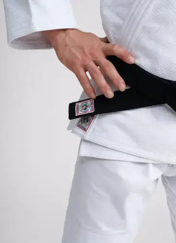 БІЛЕ ЛІЦЕНЗІЙНЕ КІМОНО ДЛЯ ДЗЮДО IPPON GEAR LEGEND 2 (APPROVED IJF) 180 Slim Fit купити недорого в Україні, фото 4