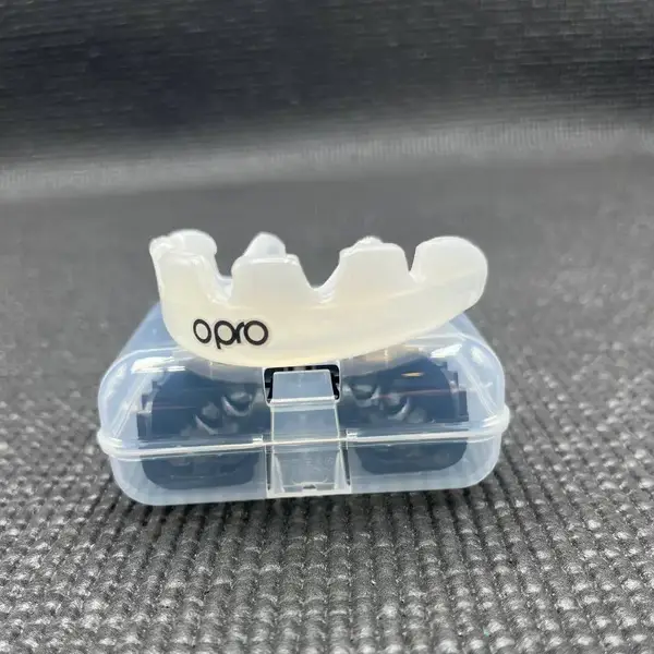 Капа OPRO Instant Single Colour Braces доросла (вік 11+) Clear (art.102522007) купити недорого в Україні, фото 7