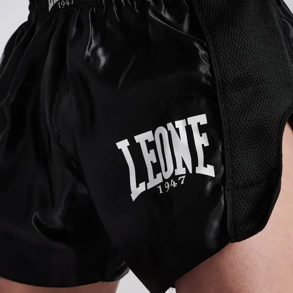 Шорти для тайського боксу Leone Flag Black S купити недорого в Україні, фото 6