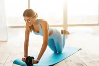 Колесо для пресса двойное PowerPlay 4327 Dual-Core Ab Wheel Черно-зеленое купить