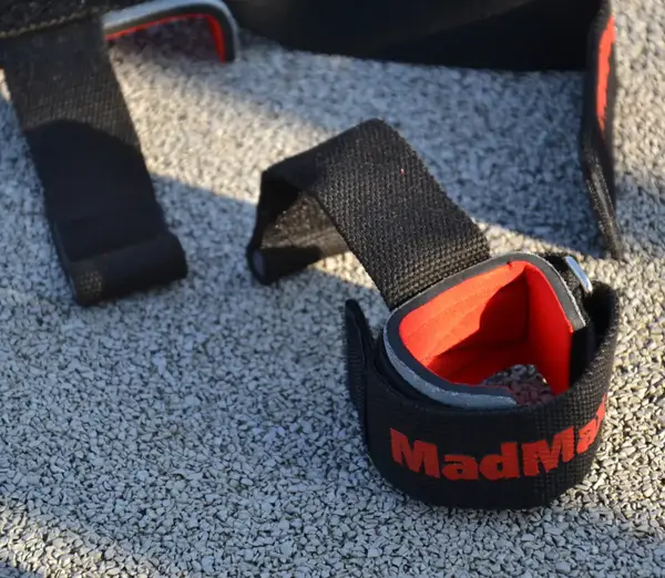 Лямки для тяги MadMax MFA-332 PWR Straps+ Black/Grey/Red купити недорого в Україні, фото 9
